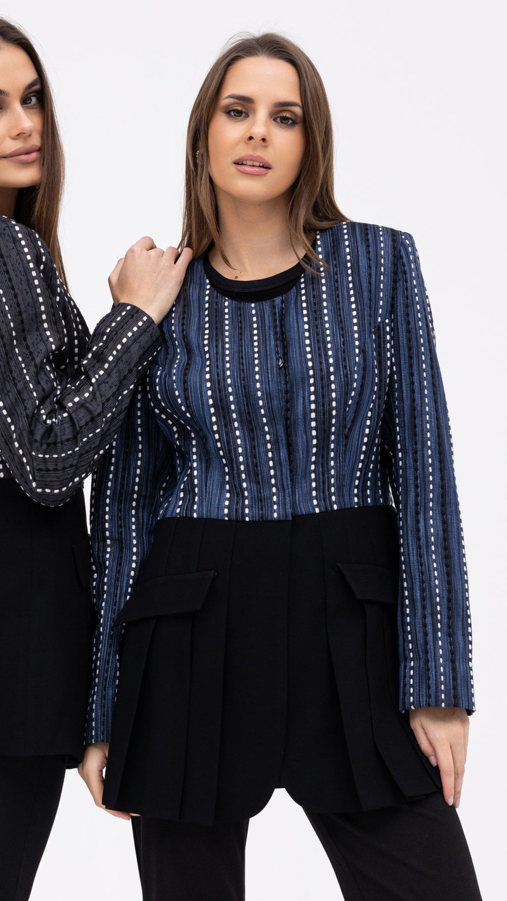 Split Jacket Black - Blue