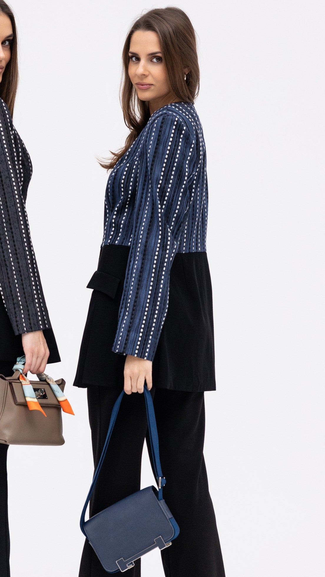 Split Jacket Black - Blue